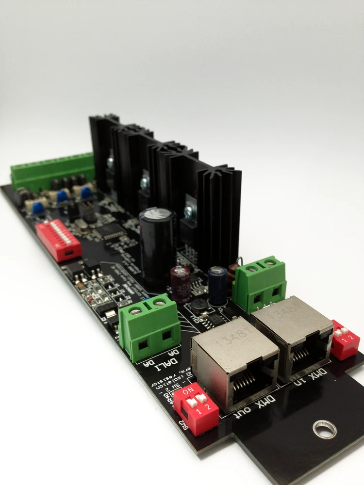 SLAMMO constant-voltage RGBW LED driver